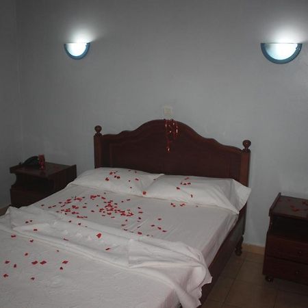 Hotel Avenida Assomada Esterno foto
